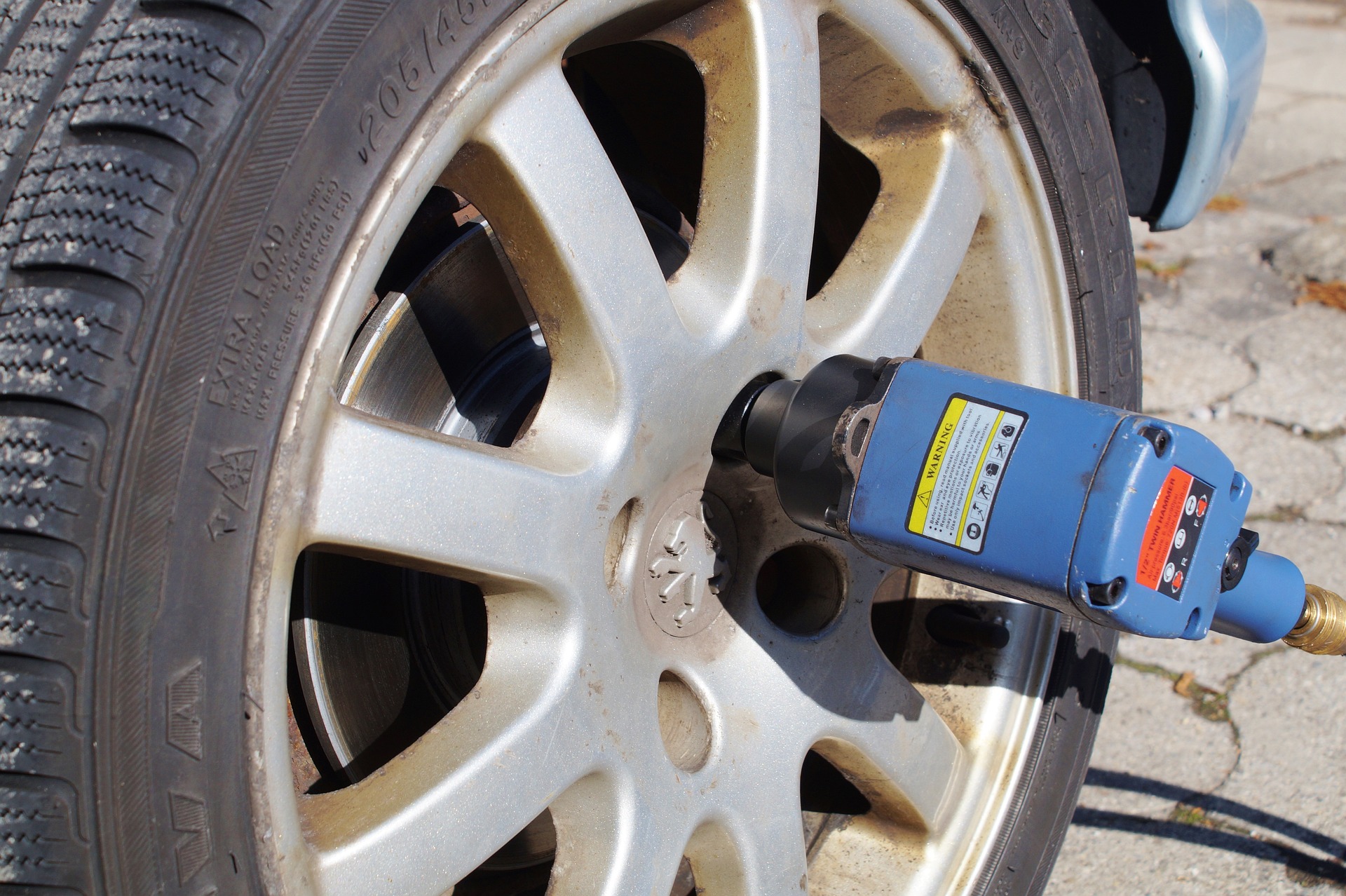 tyre changing and fitting